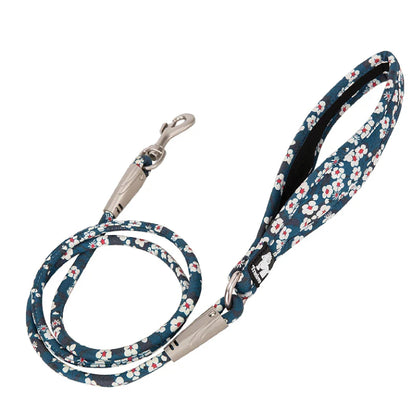 WildBloom™ – Floral Adventure Dog Leash